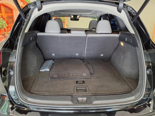 2023 INFINITI QX50 LUXE