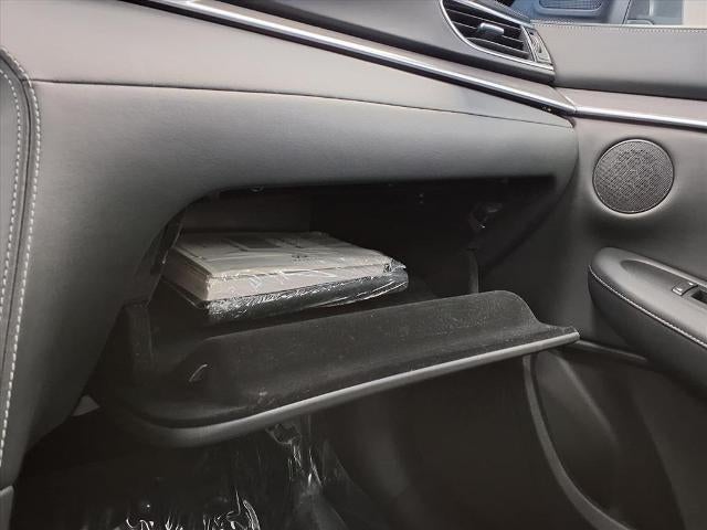 2022 INFINITI QX50 LUXE