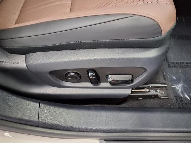 2024 Lexus ES ES 300h Ultra Luxury