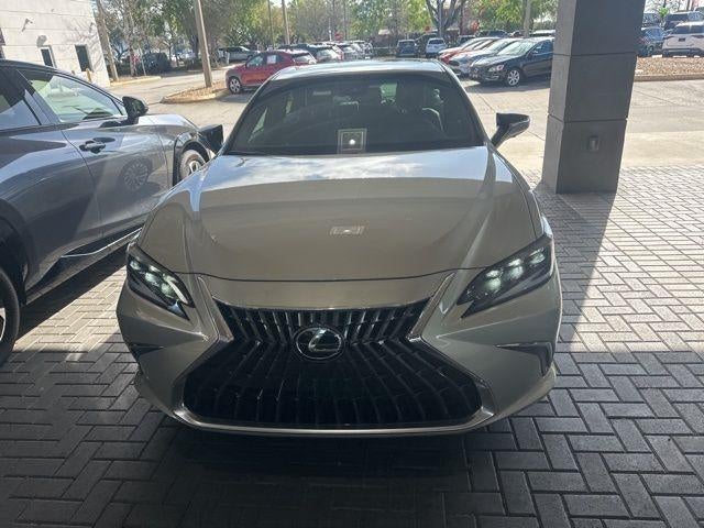 2024 Lexus ES ES 300h Ultra Luxury