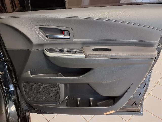 2022 Toyota Sienna XLE Woodland Edition