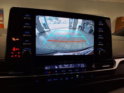 2022 Toyota Sienna XLE Woodland Edition