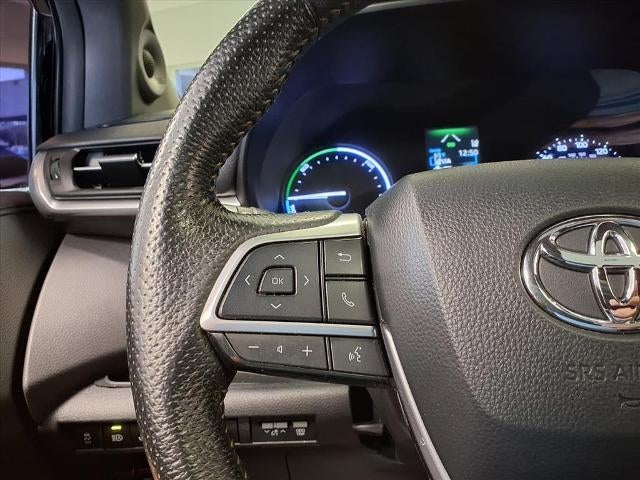 2022 Toyota Sienna XLE Woodland Edition