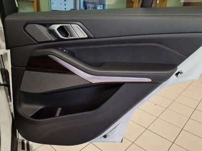 2025 BMW X5 xDrive50e