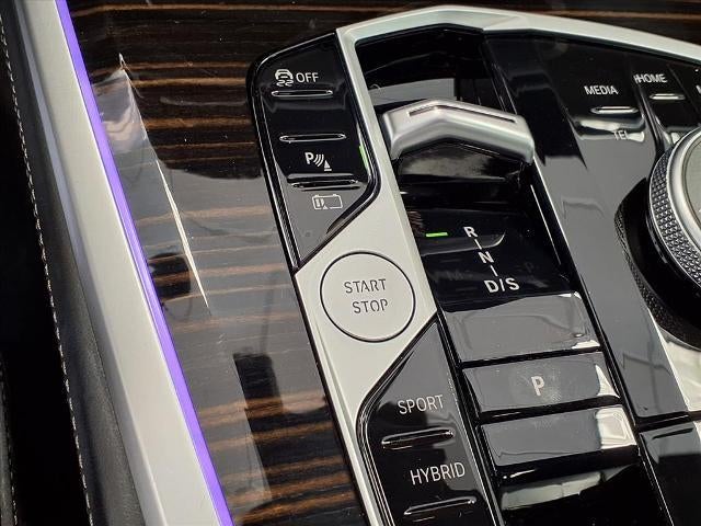 2025 BMW X5 xDrive50e