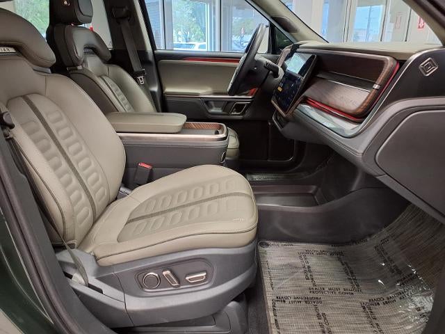 2023 RIVIAN R1T Adventure