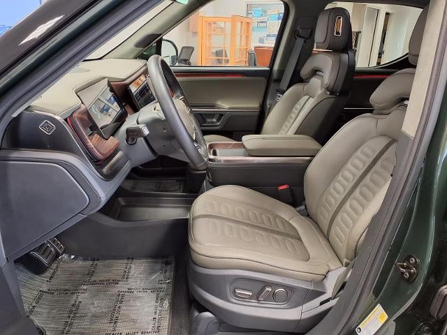 2023 RIVIAN R1T Adventure