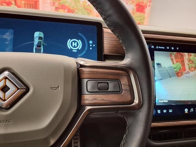 2023 RIVIAN R1T Adventure