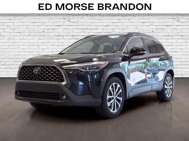 2025 Toyota Corolla Cross XLE