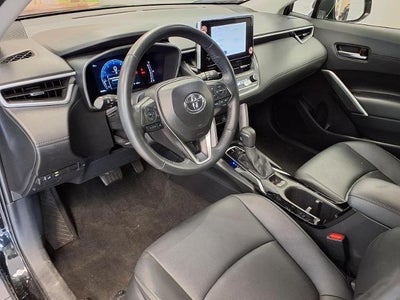 2025 Toyota Corolla Cross XLE