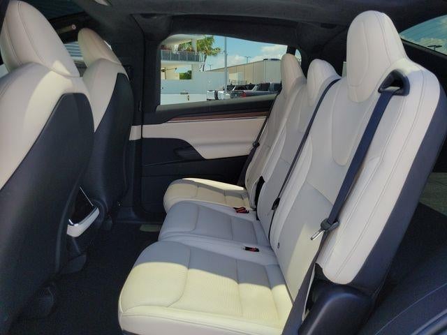 2023 Tesla Model X Base