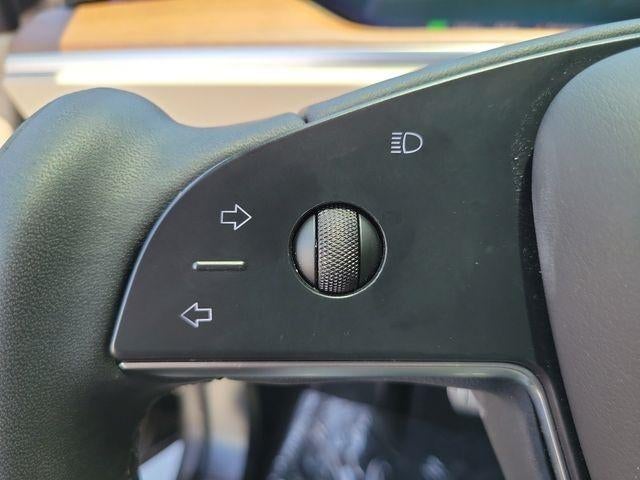 2023 Tesla Model X Base