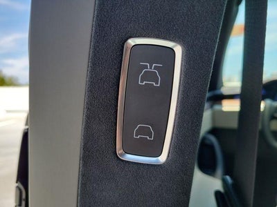 2023 Tesla Model X Base