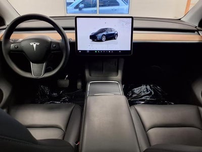 2024 Tesla Model Y Long Range