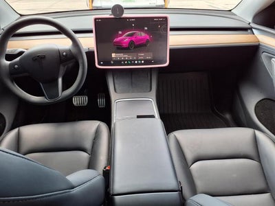 2025 Tesla Model Y Performance
