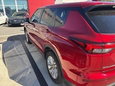 2022 Mitsubishi Outlander ES