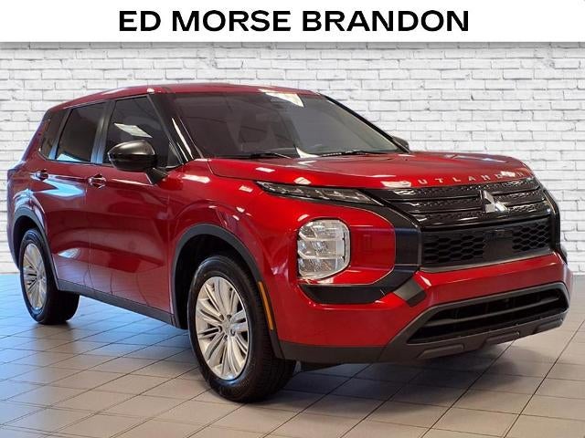 2022 Mitsubishi Outlander ES