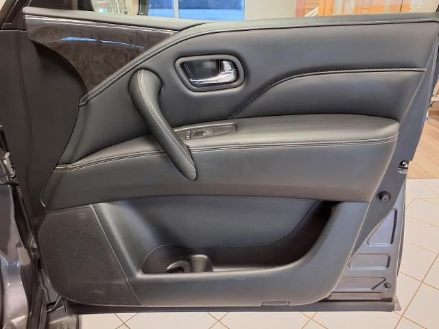 2023 INFINITI QX80 LUXE