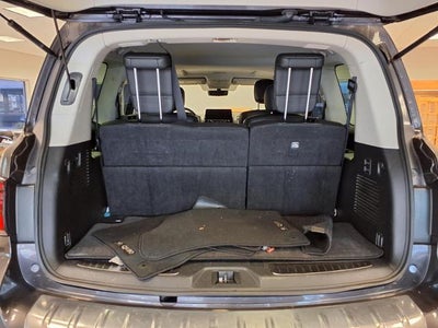 2023 INFINITI QX80 LUXE