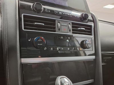 2023 INFINITI QX80 LUXE