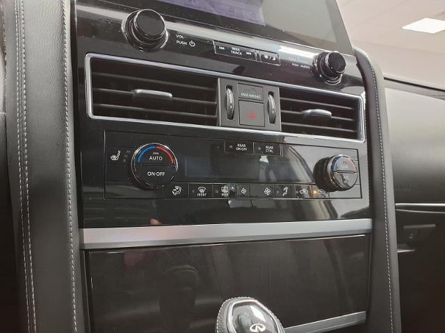 2023 INFINITI QX80 LUXE