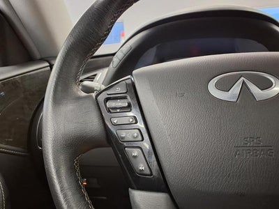 2023 INFINITI QX80 LUXE