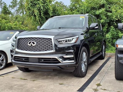 2023 INFINITI QX80 LUXE