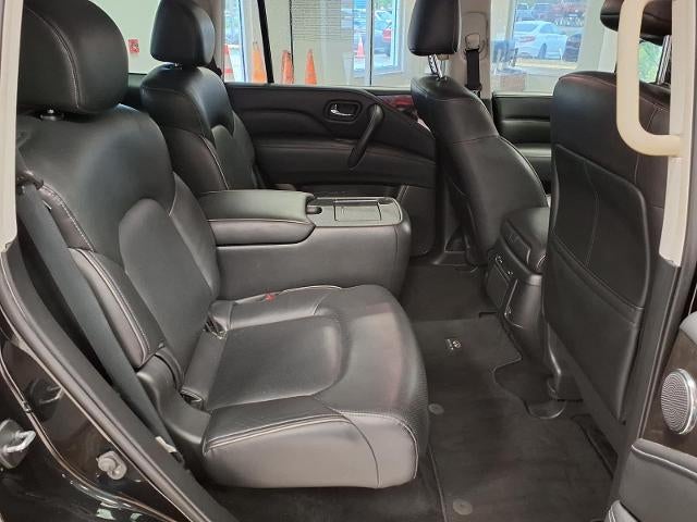 2023 INFINITI QX80 LUXE