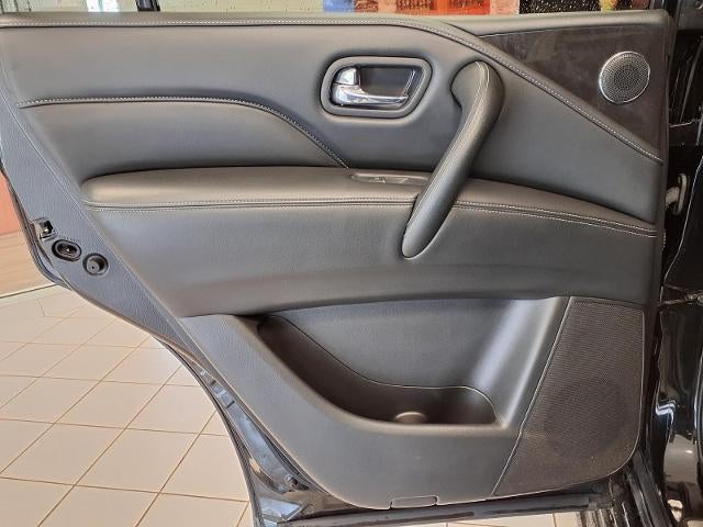 2023 INFINITI QX80 LUXE