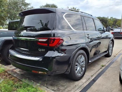 2023 INFINITI QX80 LUXE