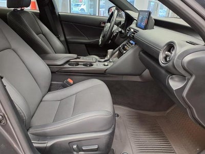 2025 Lexus IS IS 350 F SPORT Design