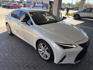 2021 Lexus IS 