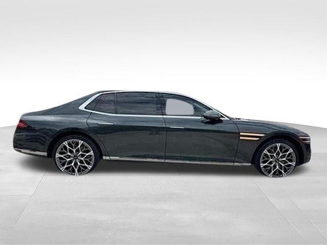 2023 Genesis G90 e-SC