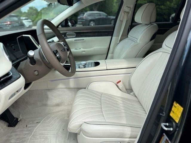 2023 Genesis G90 e-SC