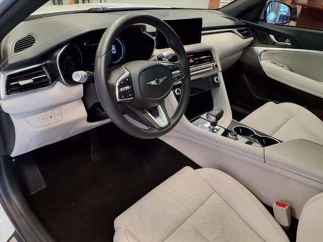 2025 Genesis G70 2.5T