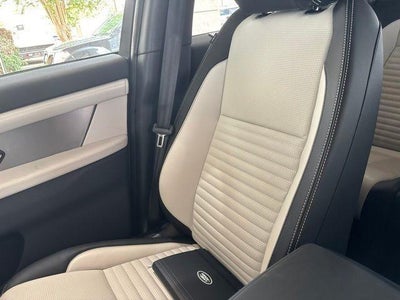 2025 Land Rover Discovery Sport Dynamic SE