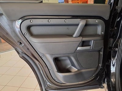 2025 Land Rover Defender S