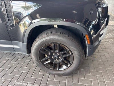 2025 Land Rover Defender S