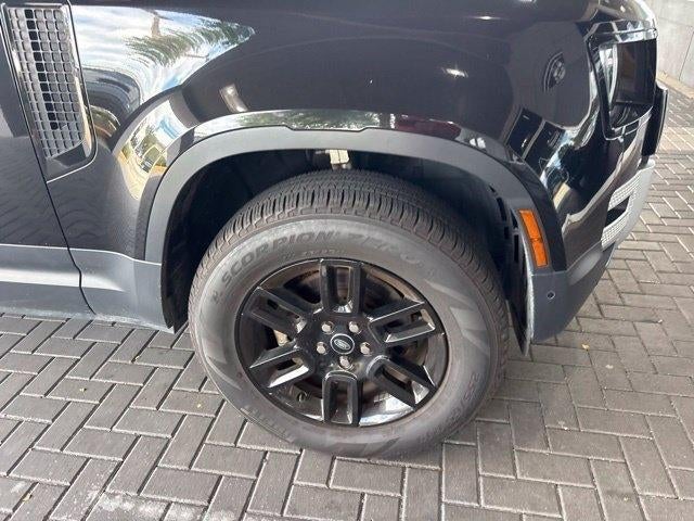 2025 Land Rover Defender S