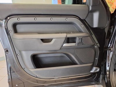 2025 Land Rover Defender S