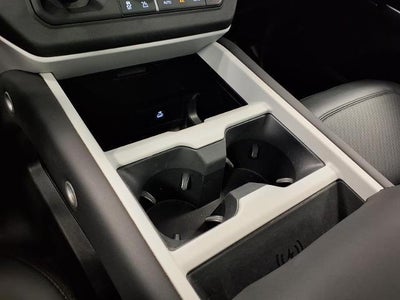 2025 Land Rover Defender S