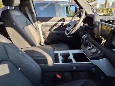 2025 Land Rover Defender S