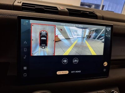 2025 Land Rover Defender S