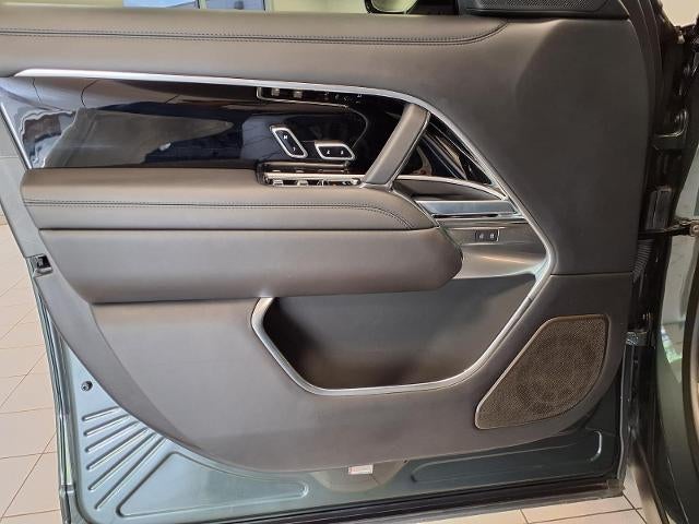 2025 Land Rover Range Rover Autobiography