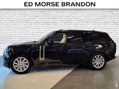 2025 Land Rover Range Rover SE