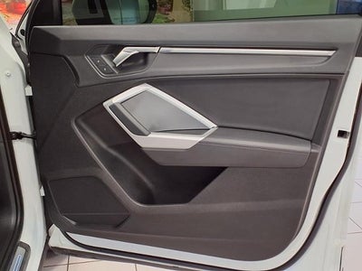 2024 Audi Q3 S line Premium