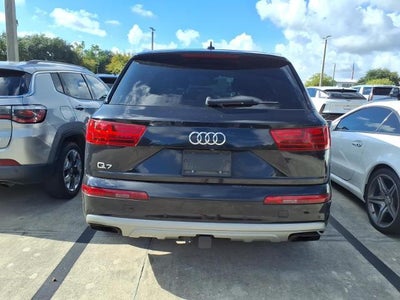 2019 Audi Q7 Premium Plus