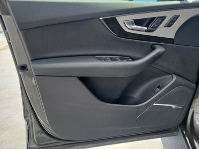 2019 Audi Q7 Premium Plus
