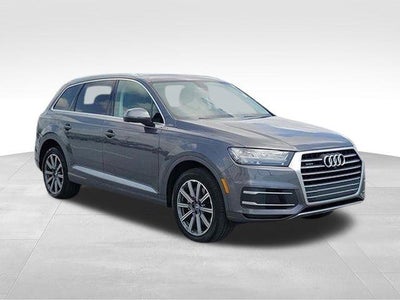 2019 Audi Q7 Premium Plus