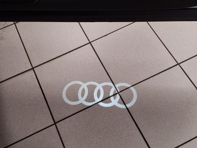 2023 Audi Q7 Premium Plus